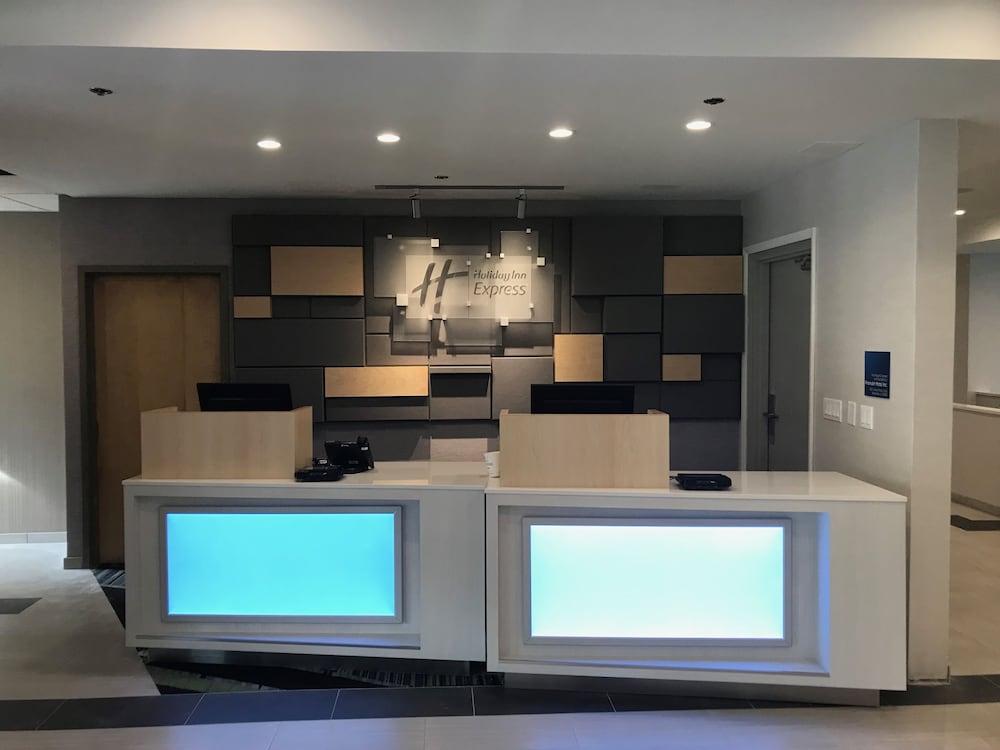 Holiday Inn Express Naperville By Ihg Buitenkant foto