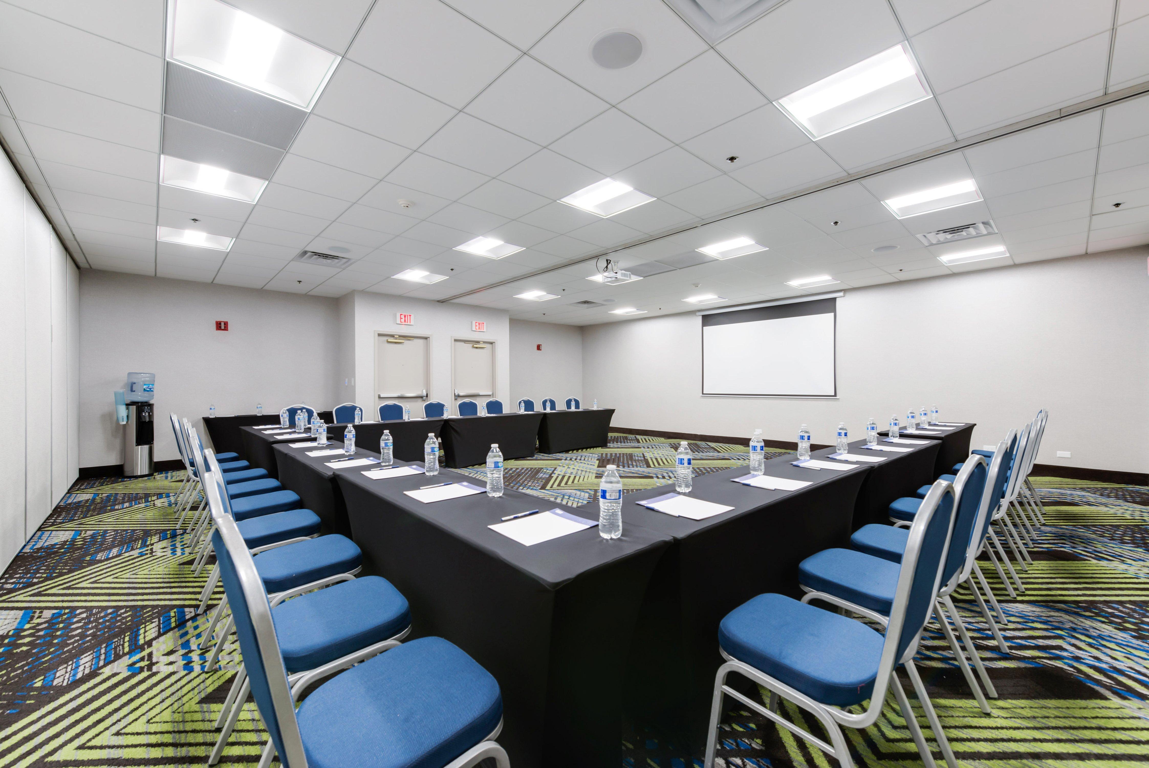 Holiday Inn Express Naperville By Ihg Buitenkant foto