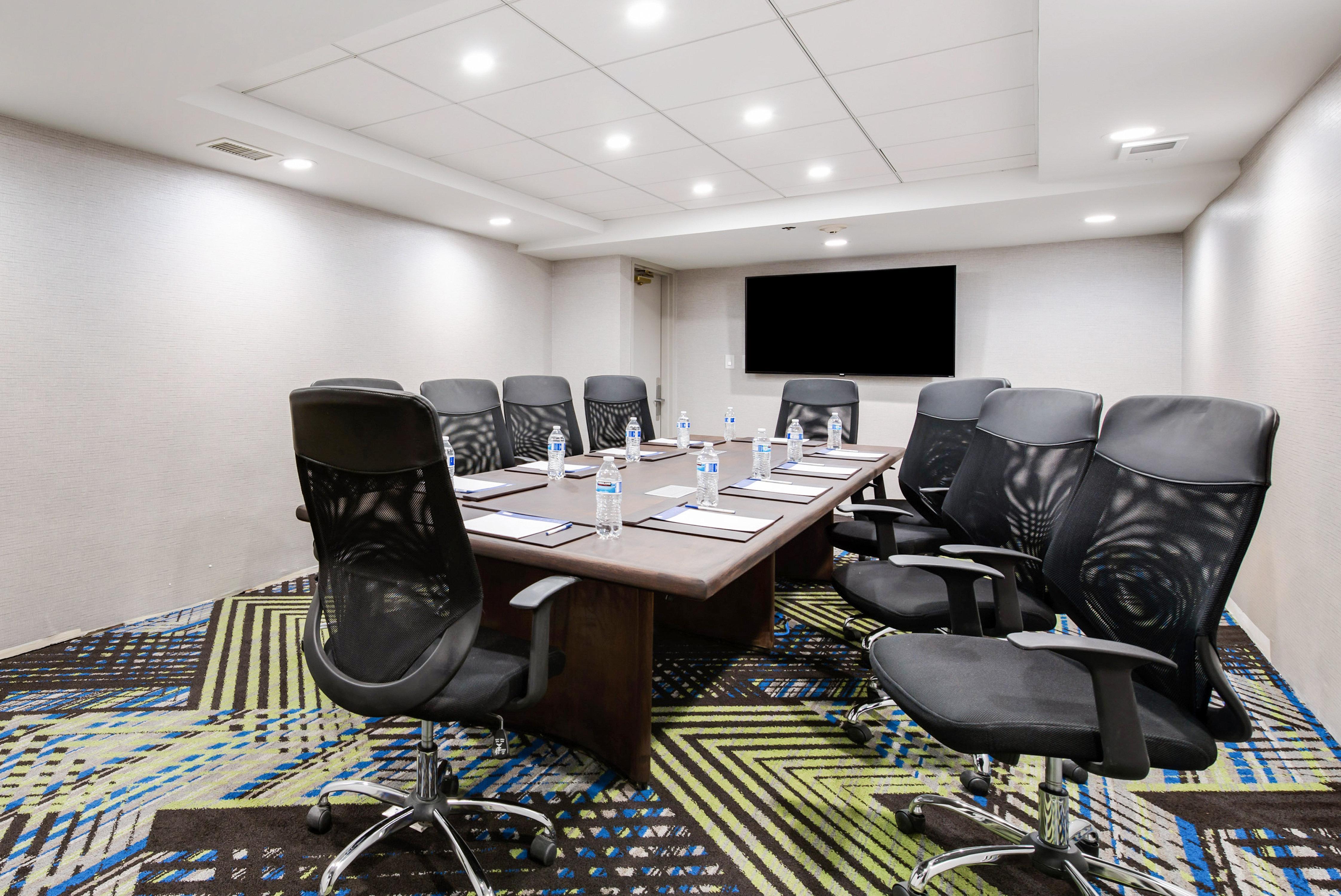 Holiday Inn Express Naperville By Ihg Buitenkant foto