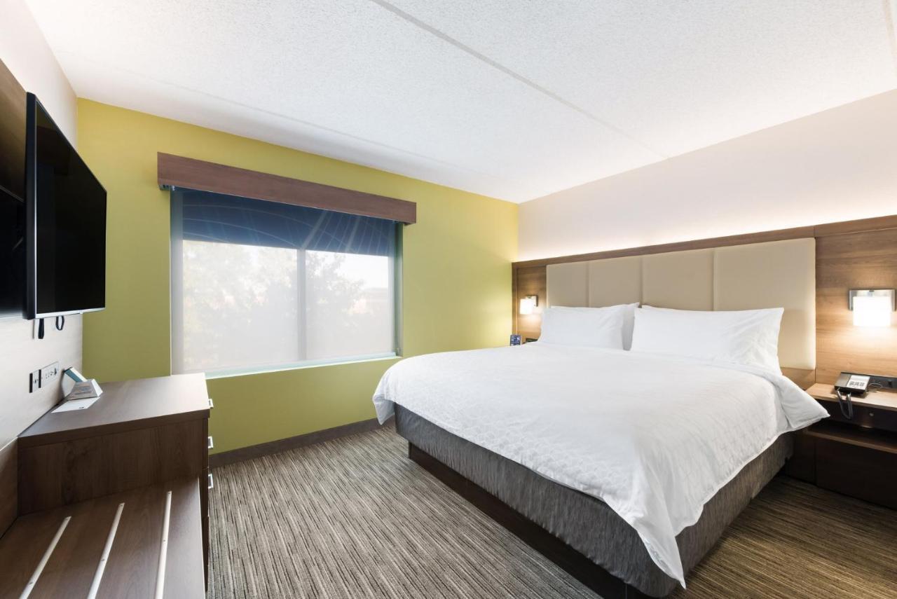 Holiday Inn Express Naperville By Ihg Buitenkant foto