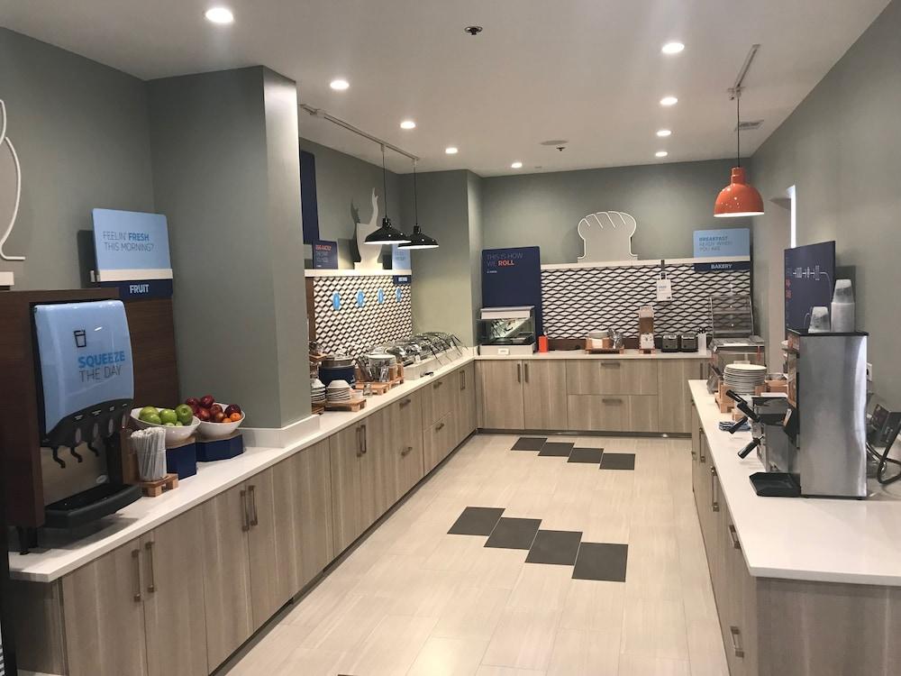 Holiday Inn Express Naperville By Ihg Buitenkant foto