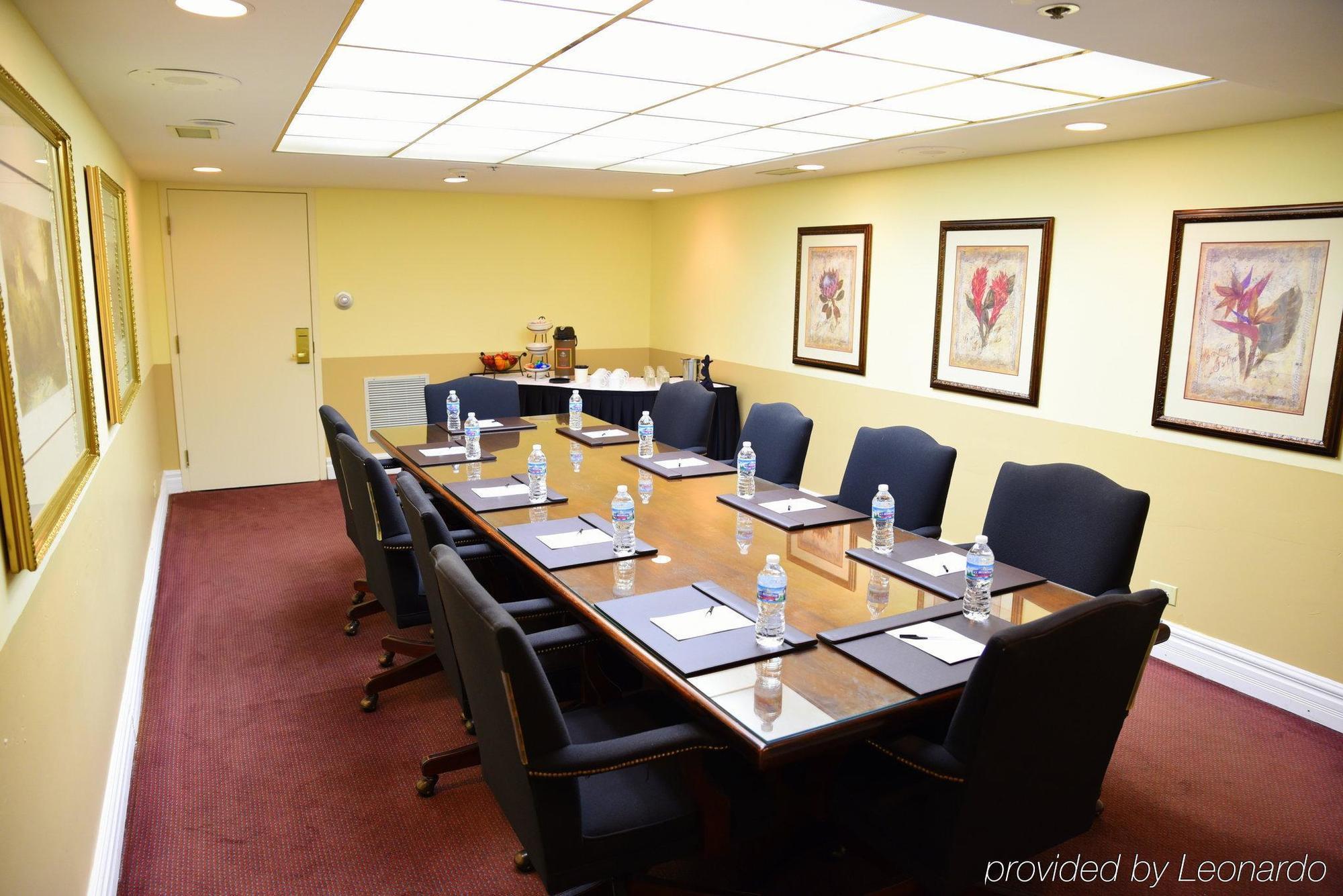 Holiday Inn Express Naperville By Ihg Buitenkant foto